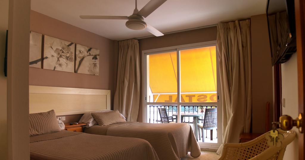 Hostal Gonzalez 马尔韦利亚 外观 照片